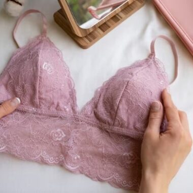 How to Measure Your Bra Size at Home in 5 Minutes (with Size Chart)